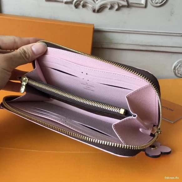 Vuitton Louis wallet CHANELEMENCE 1217